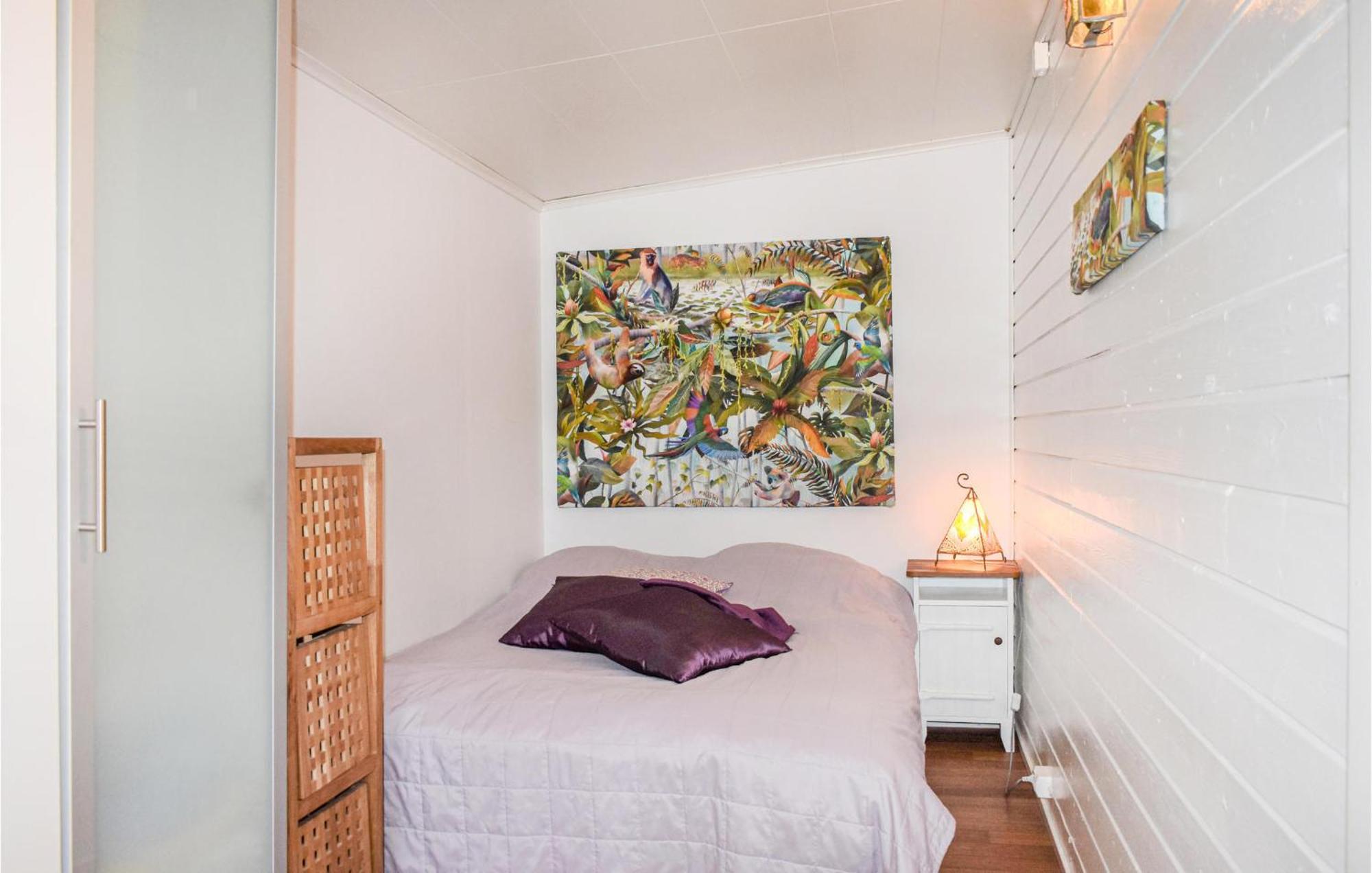 1 Bedroom Amazing Home In Hoellviken Εξωτερικό φωτογραφία