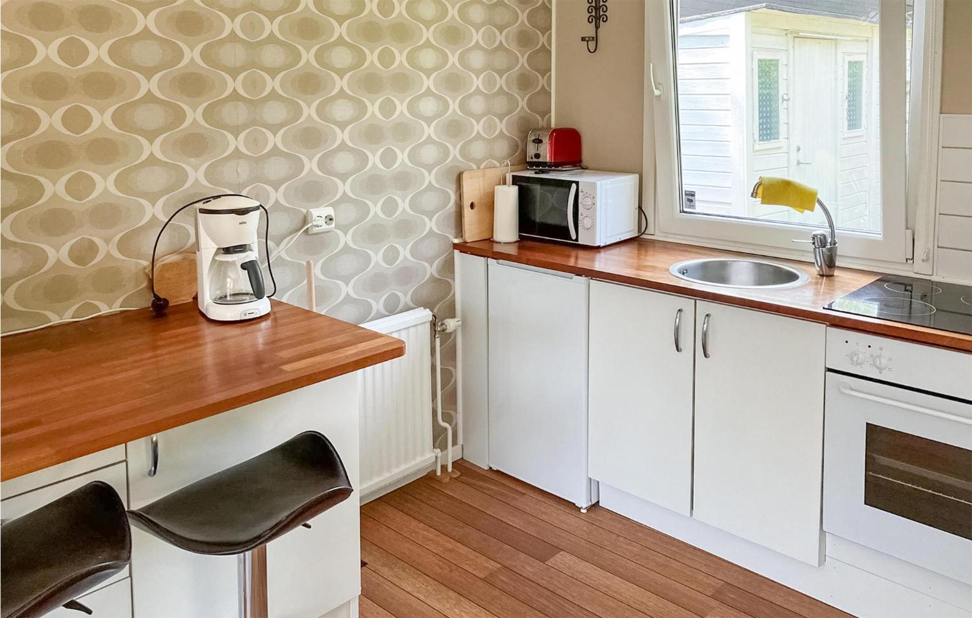1 Bedroom Amazing Home In Hoellviken Εξωτερικό φωτογραφία